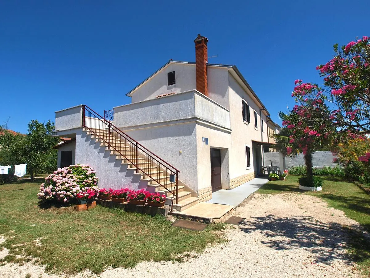 Apartment Ivan 1694 Porec